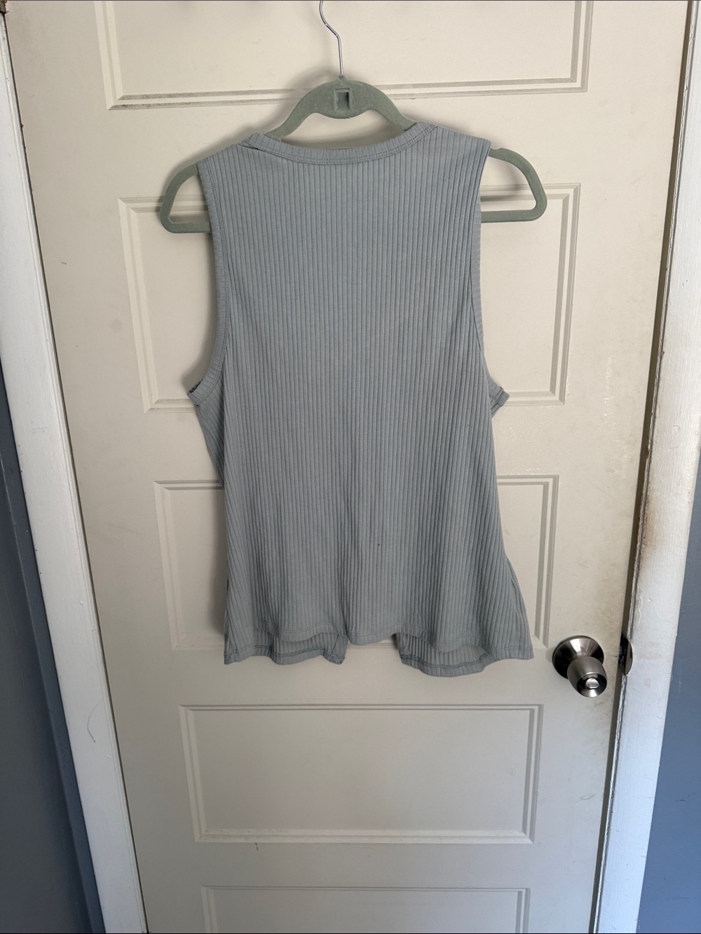 Old Navy Ribbed Button-Front Tank Top - Light Gray - Picture 3 of 3